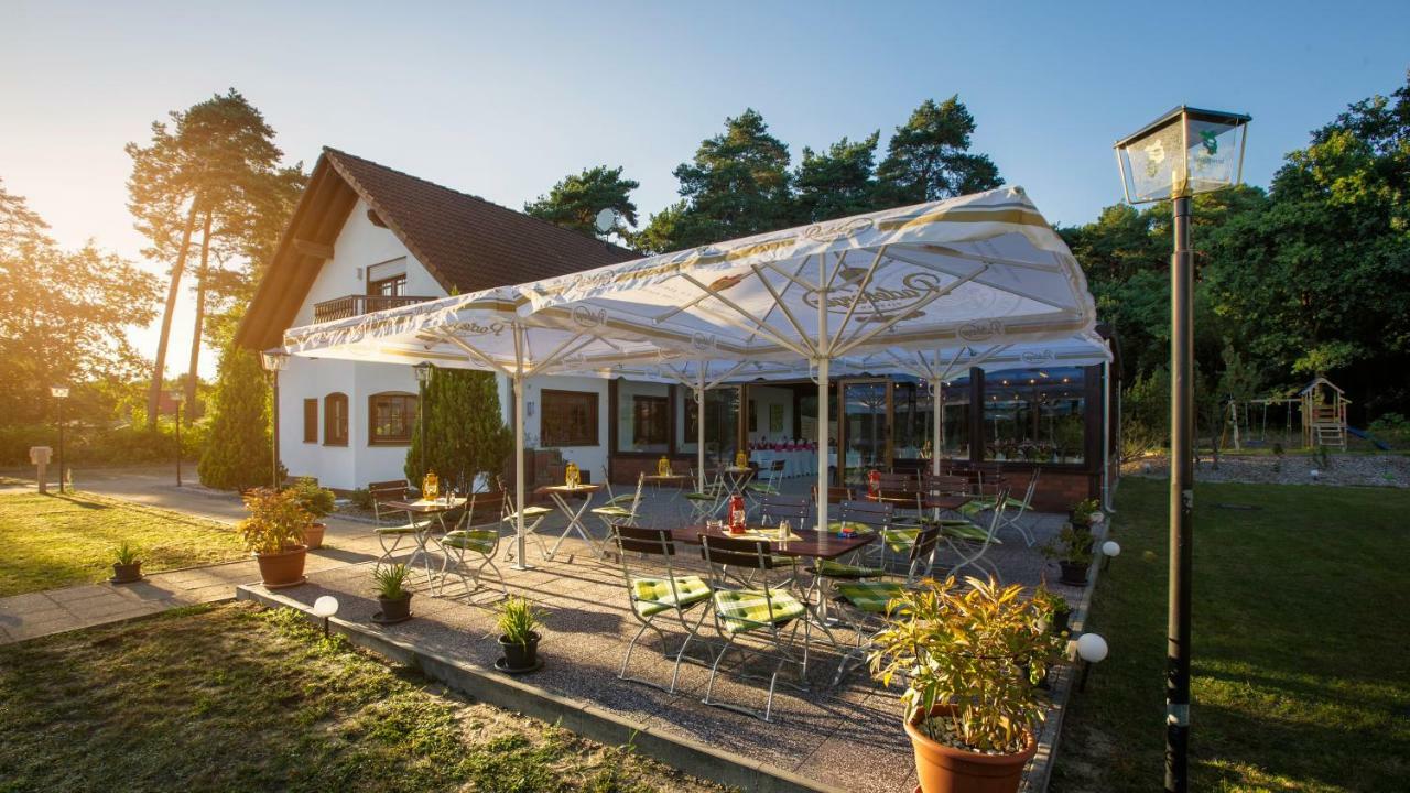 Lokal Genial Pension & Restaurant 贝利茨 外观 照片