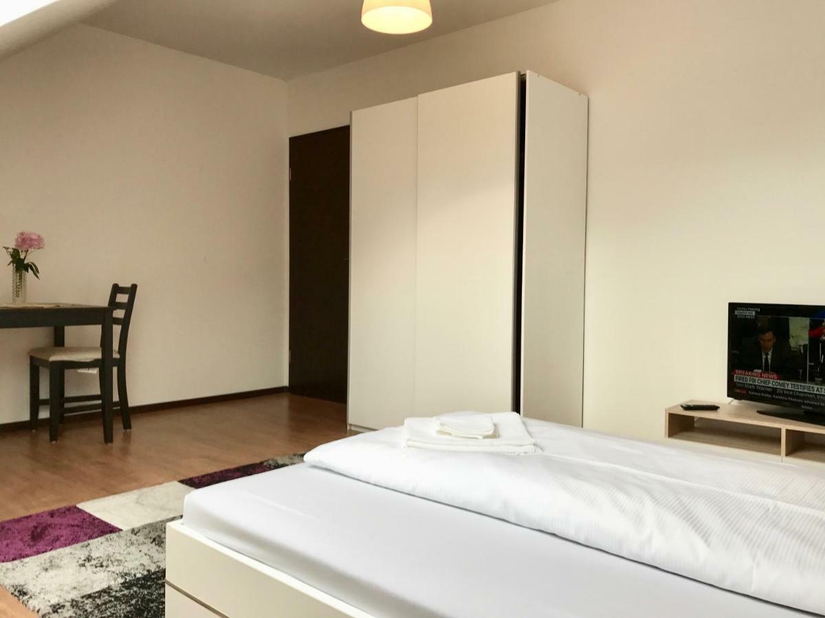 Lokal Genial Pension & Restaurant 贝利茨 外观 照片